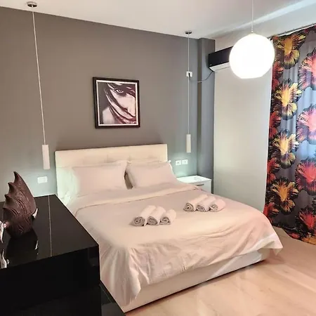 Luxury Near Center! Tirana